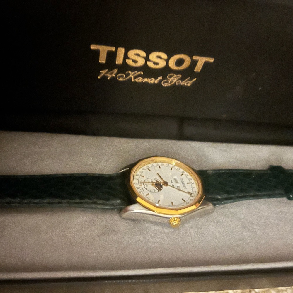 Tissot PR 100 14 karat gold